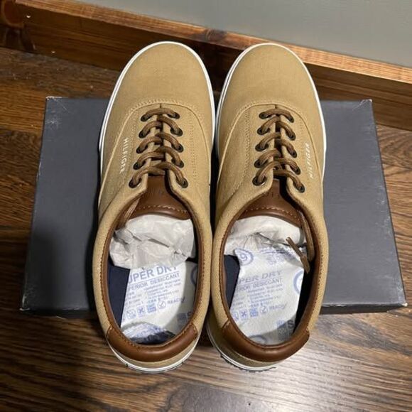 New Tommy Hilfiger Men’s 8.5 Canvas Shoes Beige Classic Casual main image 8